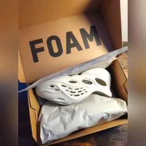 RELIST - Yeezy Foam Runners "Ararat"